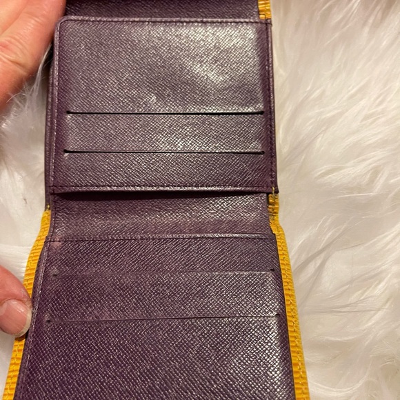 Louis Vuitton Epic Elise Wallet - Picture 5 of 7